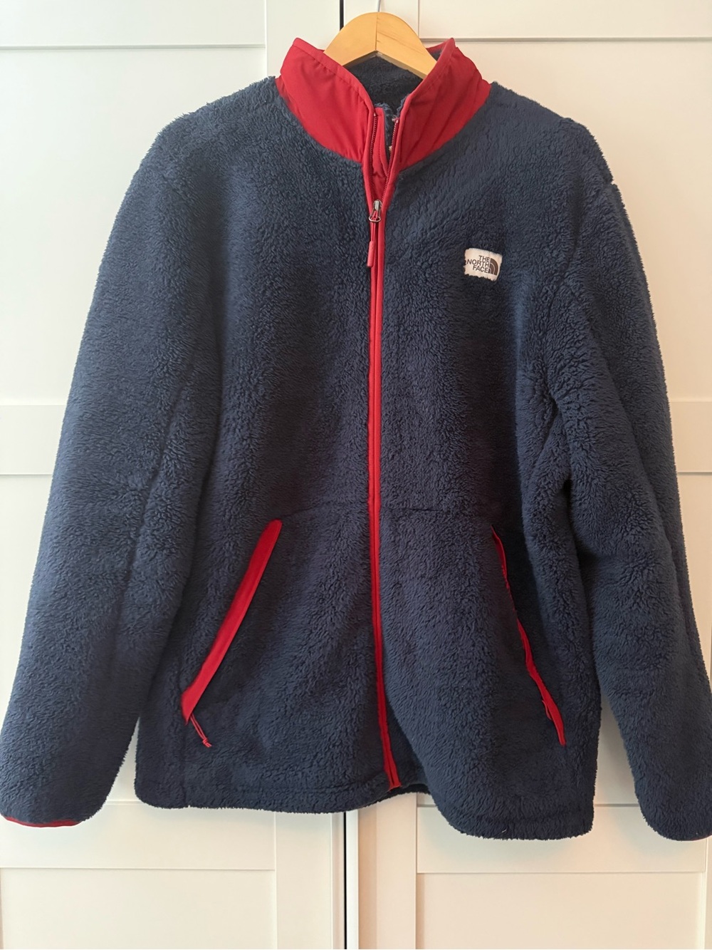 The North Face Men’s Navy Fleece Jacket with Red Accents, XXL